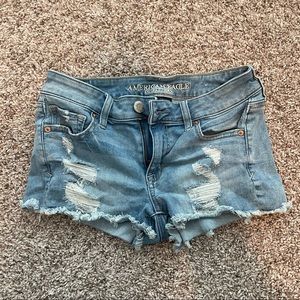 American Eagle vintage ripped denim shorts